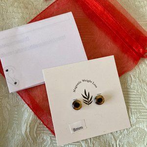 Earrings - 8mm hazel Eyes